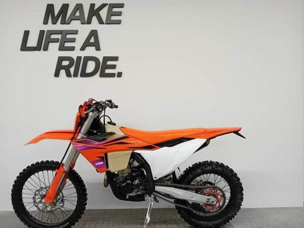 KTM EXC 250 F (2024) (2)