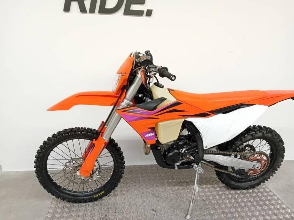 KTM EXC 250 F (2024) (5)