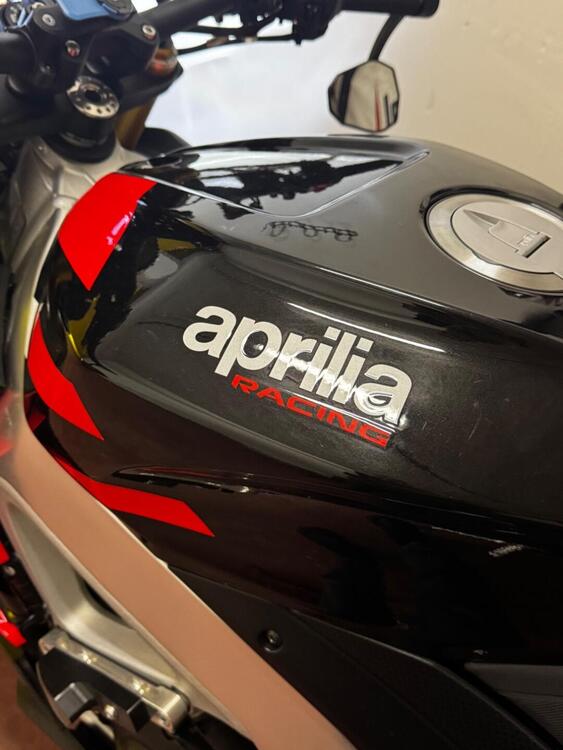 Aprilia Tuono 1100 V4 Factory (2021 - 24) (5)