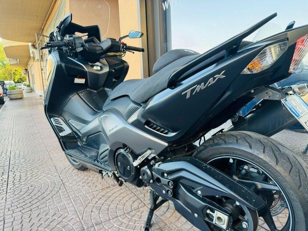 Yamaha T-Max 530 Iron Max ABS (2014 - 17) (3)