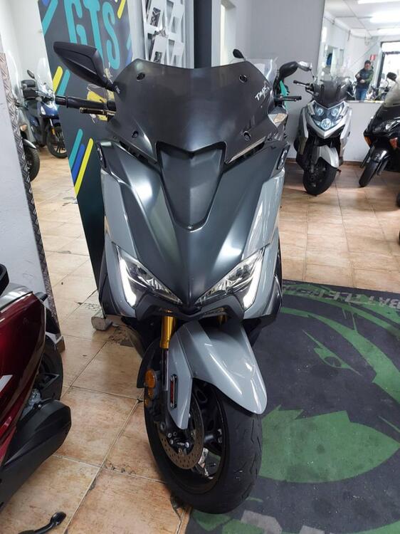 Yamaha T-Max 530 DX (2017 - 19) (2)