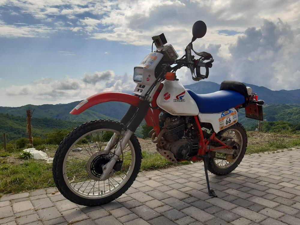 Honda XL350 R