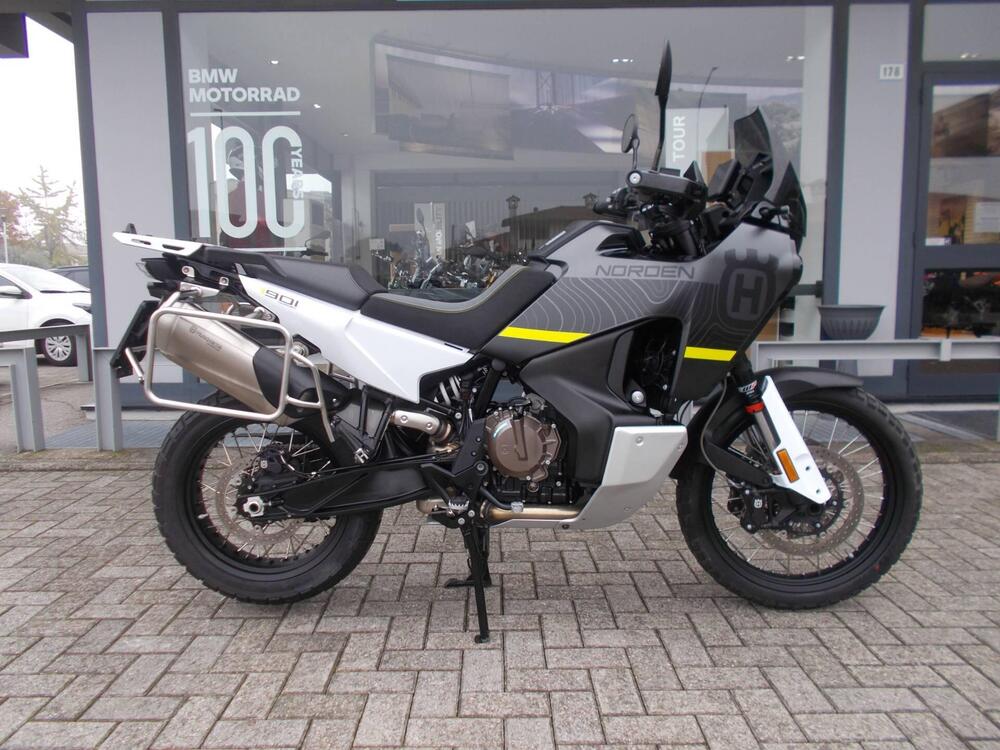 Husqvarna Norden 901 (2022 - 24)