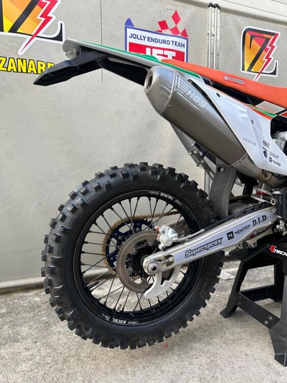 Husqvarna FE 350 Pro (2024) (2)