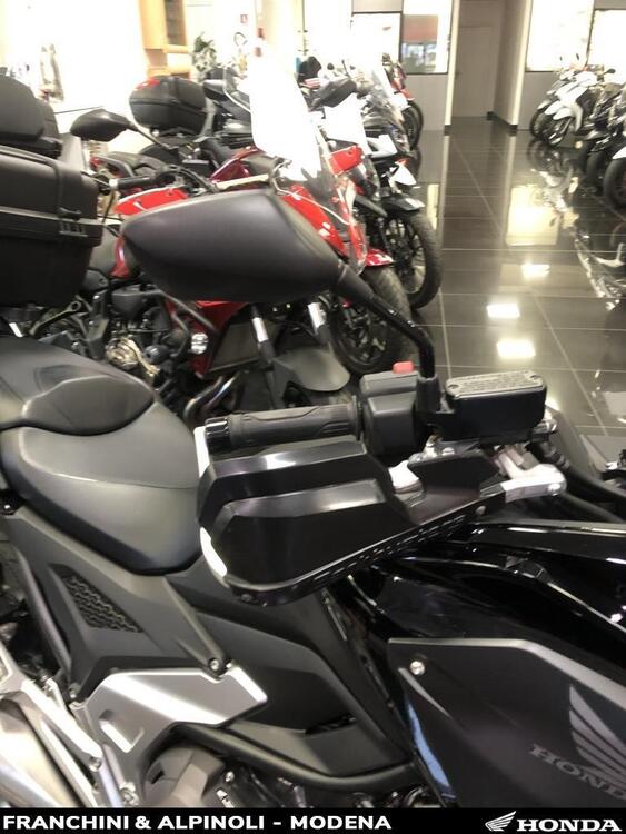 Honda NC 750 X DCT (2021 - 24) (2)