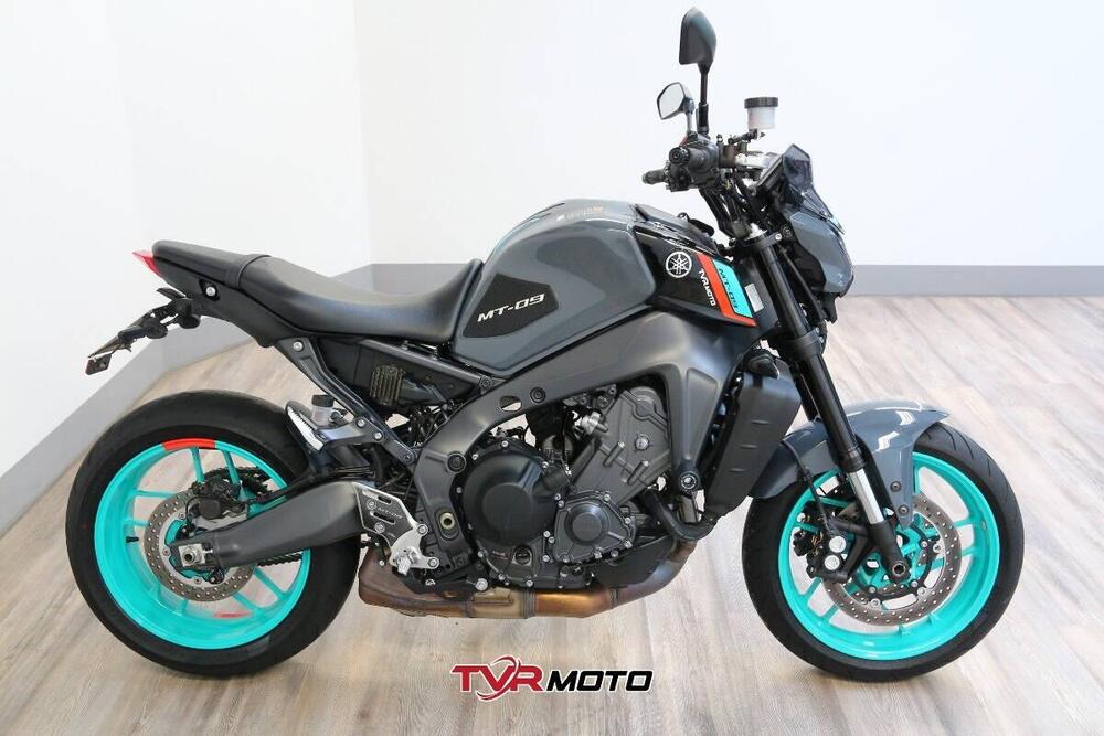 Yamaha MT-09 (2021 - 23) (2)