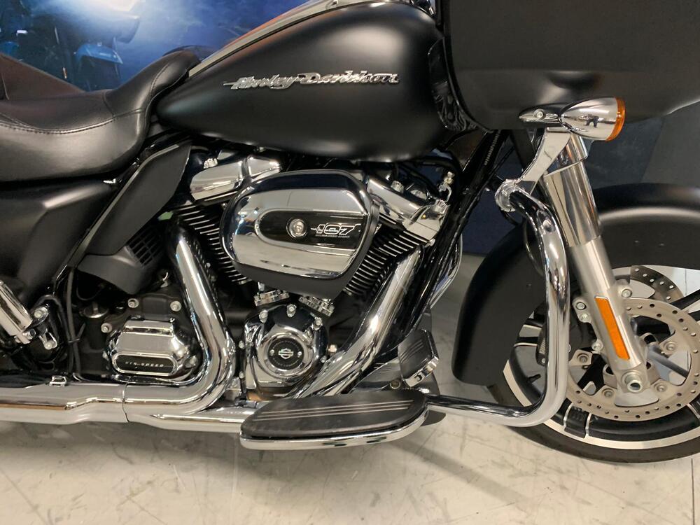 Harley-Davidson 107 Road Glide (2017) - FLTRX (3)