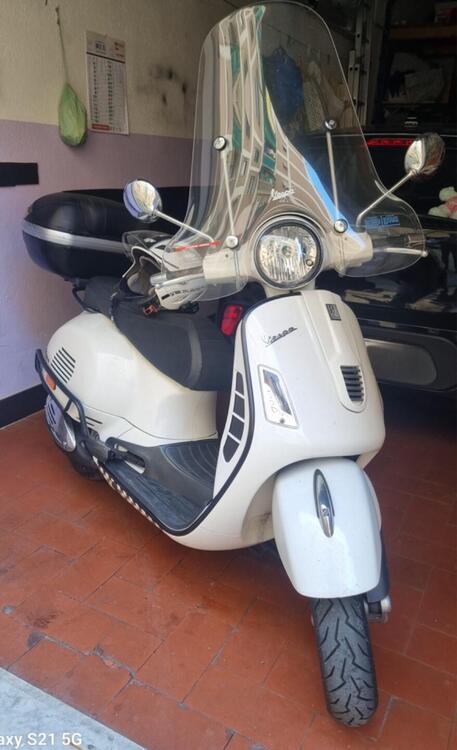 Vespa GTS 300 Super (2008 - 16) (3)