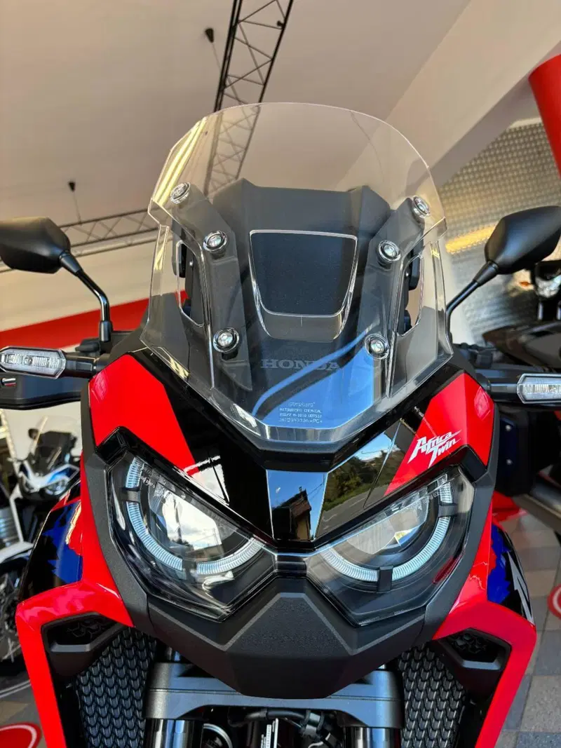 Honda Africa Twin CRF 1100L ES (2024 - 26) (4)