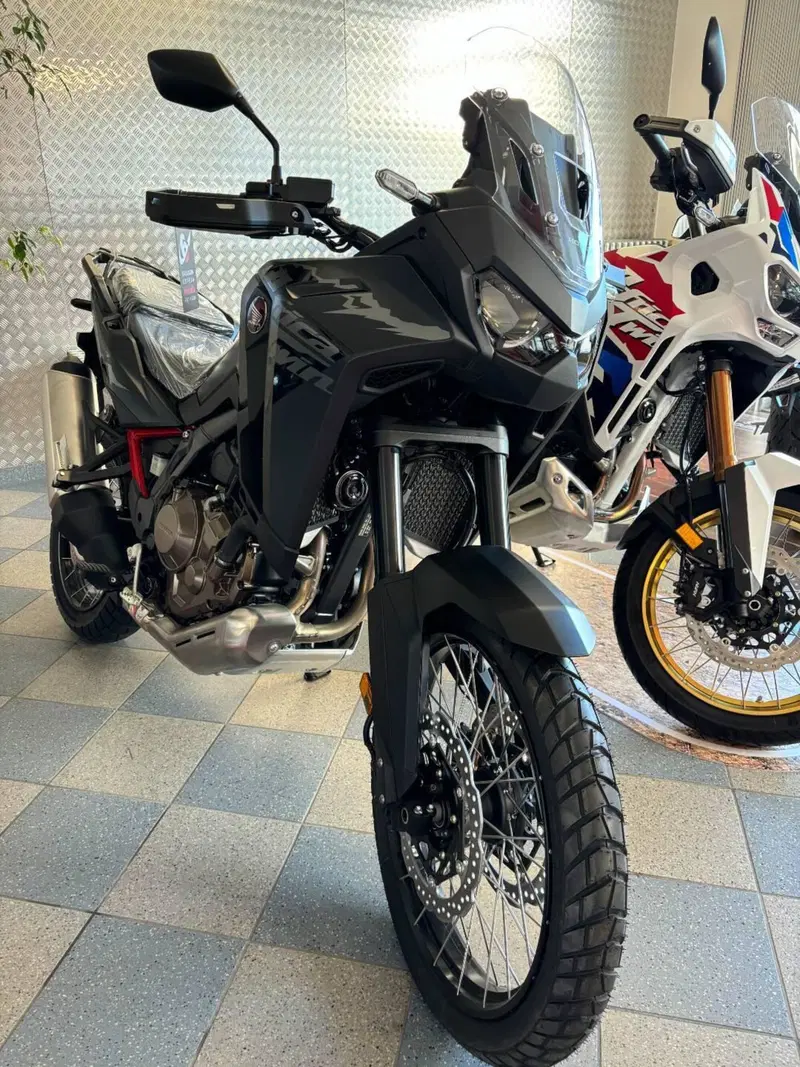 Honda Africa Twin CRF 1100L ES (2024 - 26) (11)