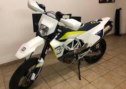 Husqvarna 701 Supermoto (2017 - 19) usata