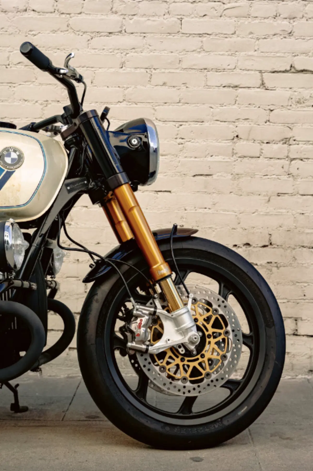 La 'nuova' BMW R80 Special di Brad Pitt: che stile! [GALLERY] (4)