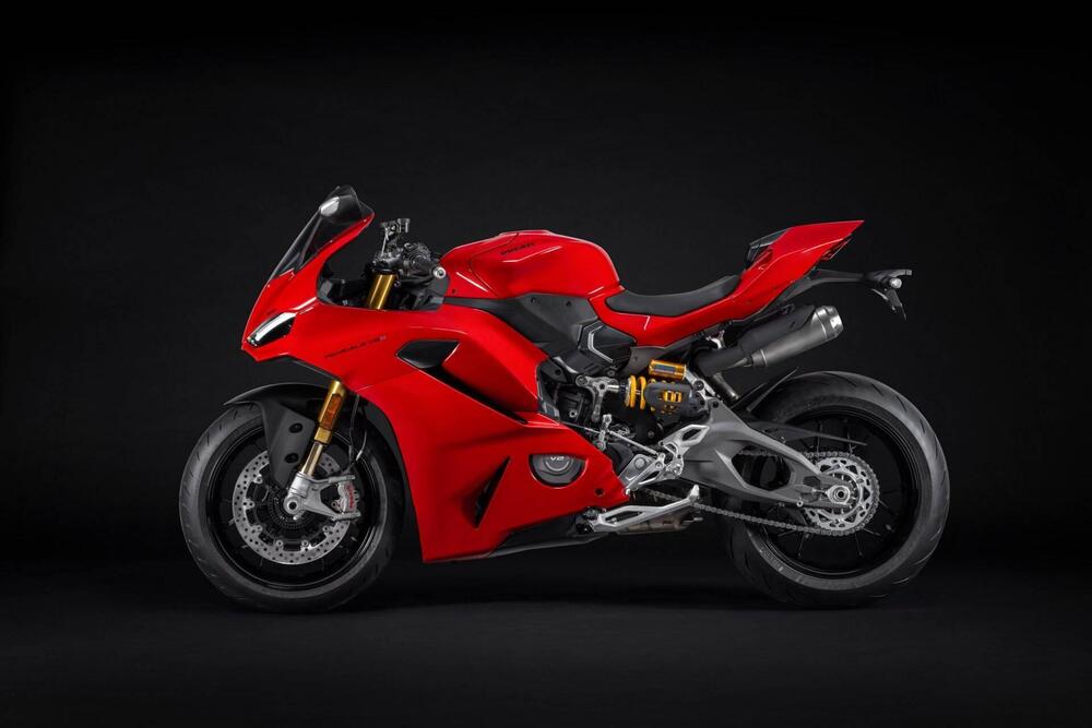 Ducati Panigale V2 S (2025) (2)