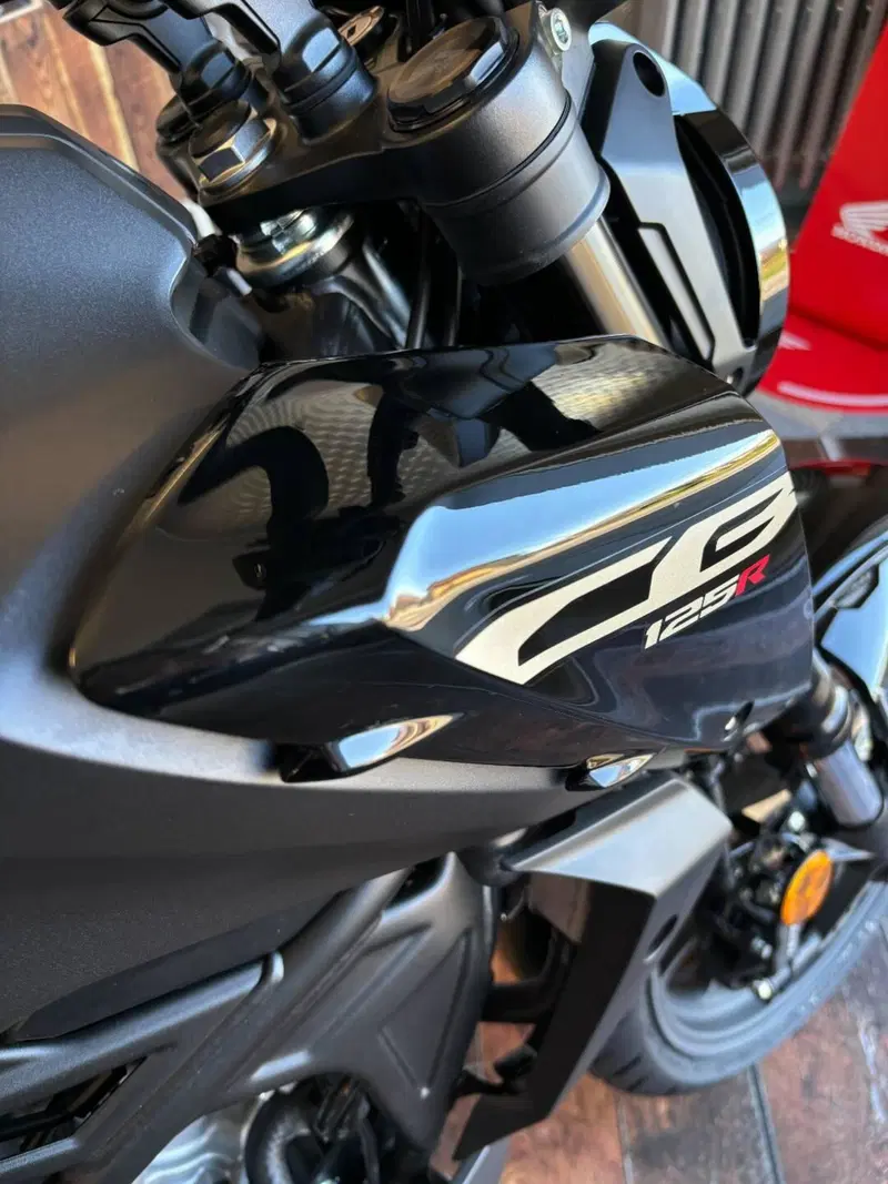Honda CB 125 R (2024 - 26) (3)