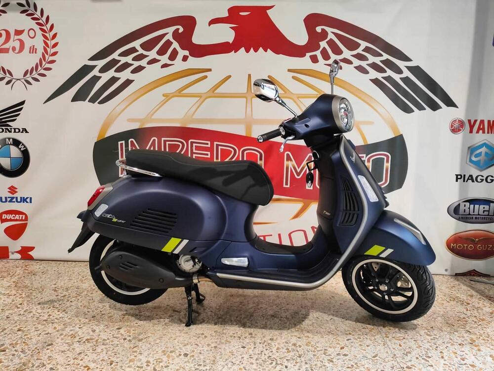 Vespa GTS 300 Super Tech (2023 - 24) (3)