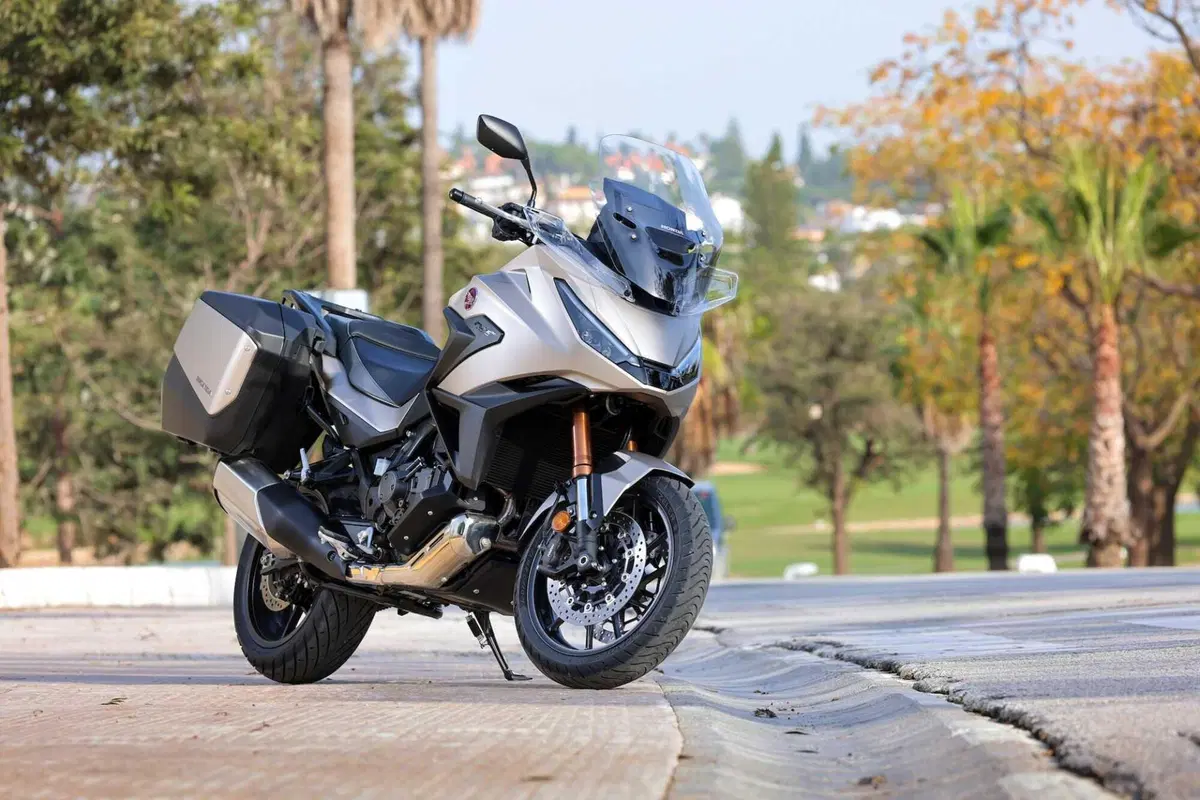 Honda NT 1100 DCT: più ricca e coinvolgente (9)