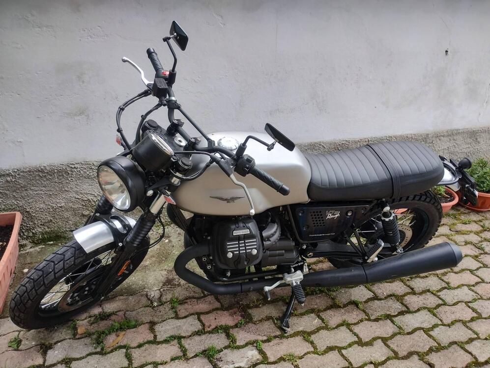 Moto Guzzi V7 III Rough (2018 - 20)