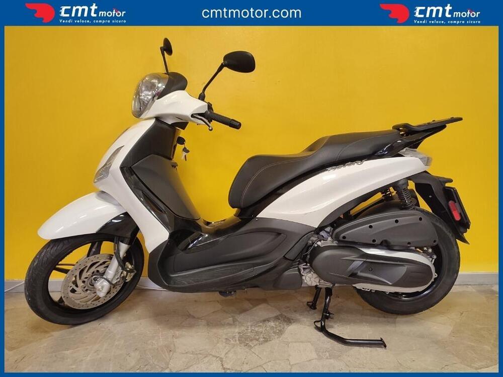 Piaggio Beverly 350 ABS (2016 - 20) (5)