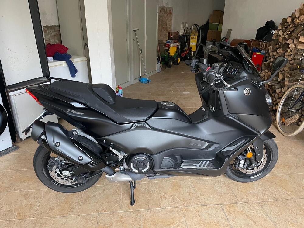 Yamaha T-Max 560 (2022 - 24) (3)