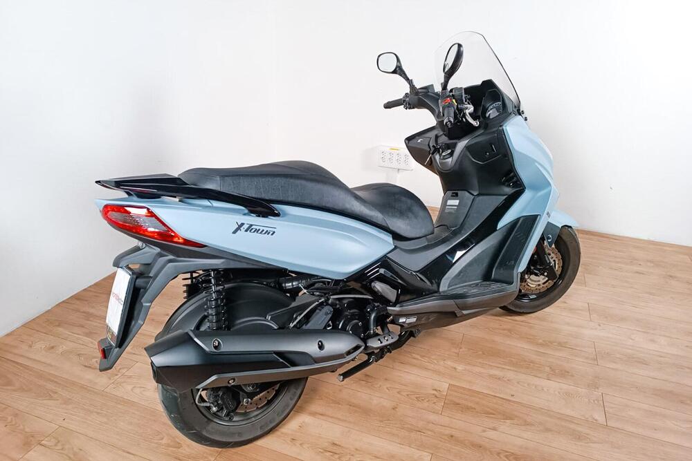 Kymco X-Town 300i (2021 - 24) (3)