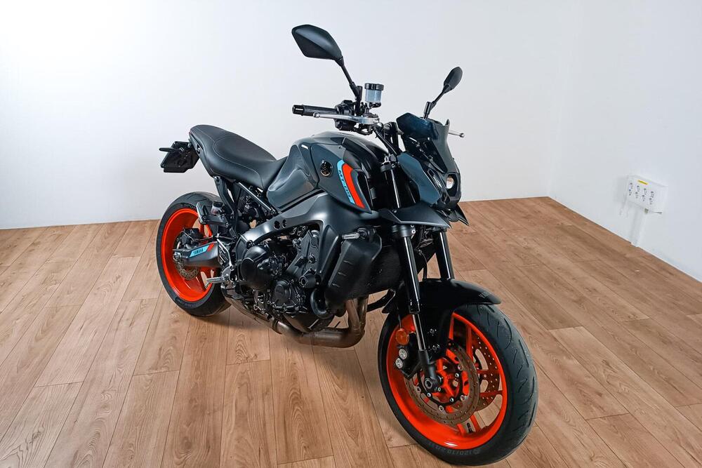 Yamaha MT-09 (2021 - 23) (2)