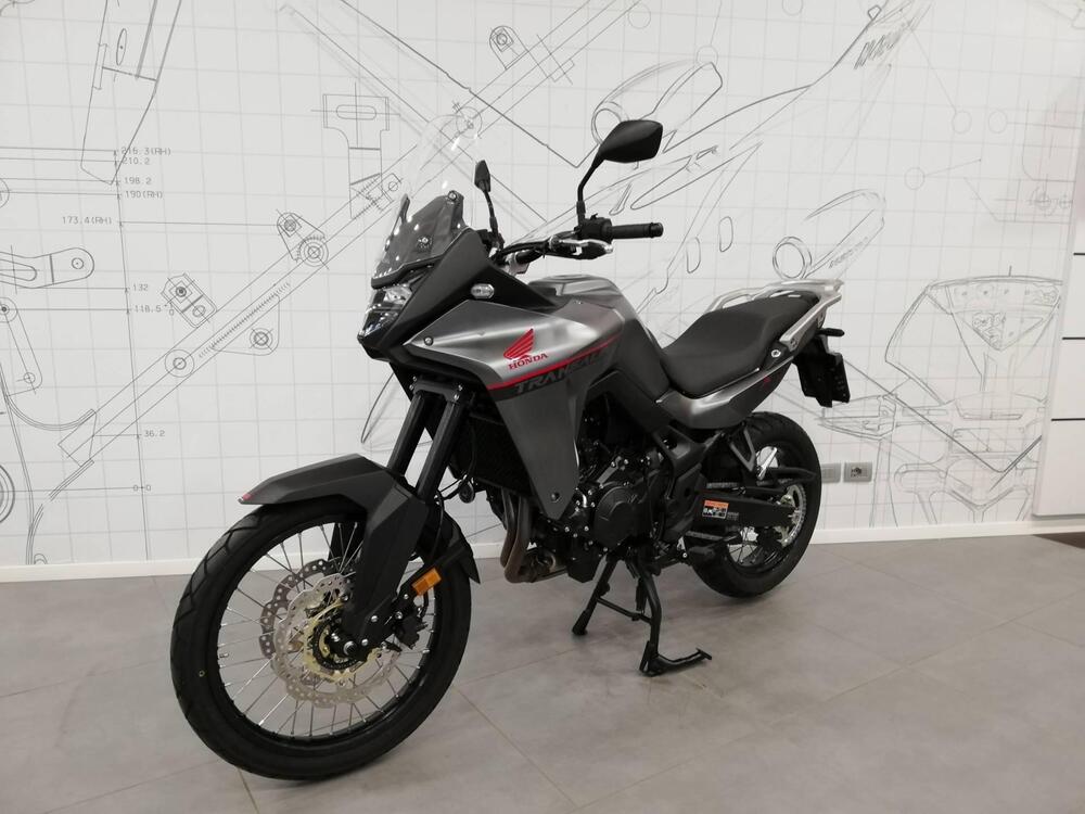 Honda Transalp XL750 (2023 - 24) (4)