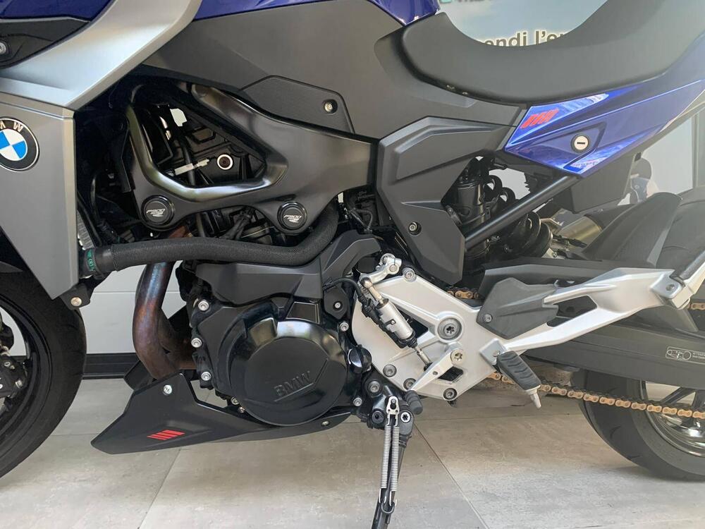 Bmw F 900 R (2021 - 25) (4)