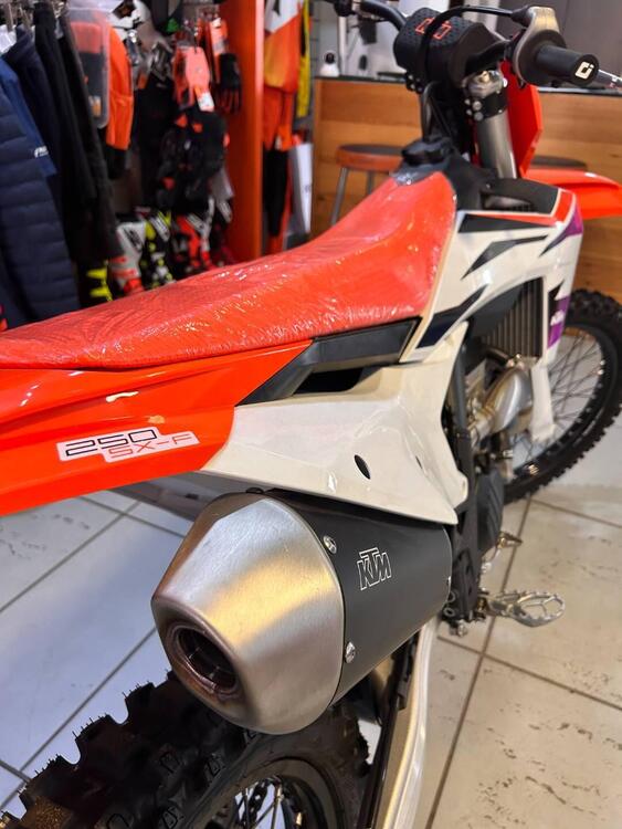 KTM SX 250 F (2024) (4)