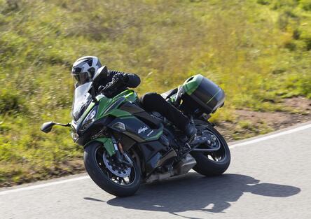 Kawasaki Ninja 1100 SX SE 2025 TEST: prova di maturità [GALLERY]