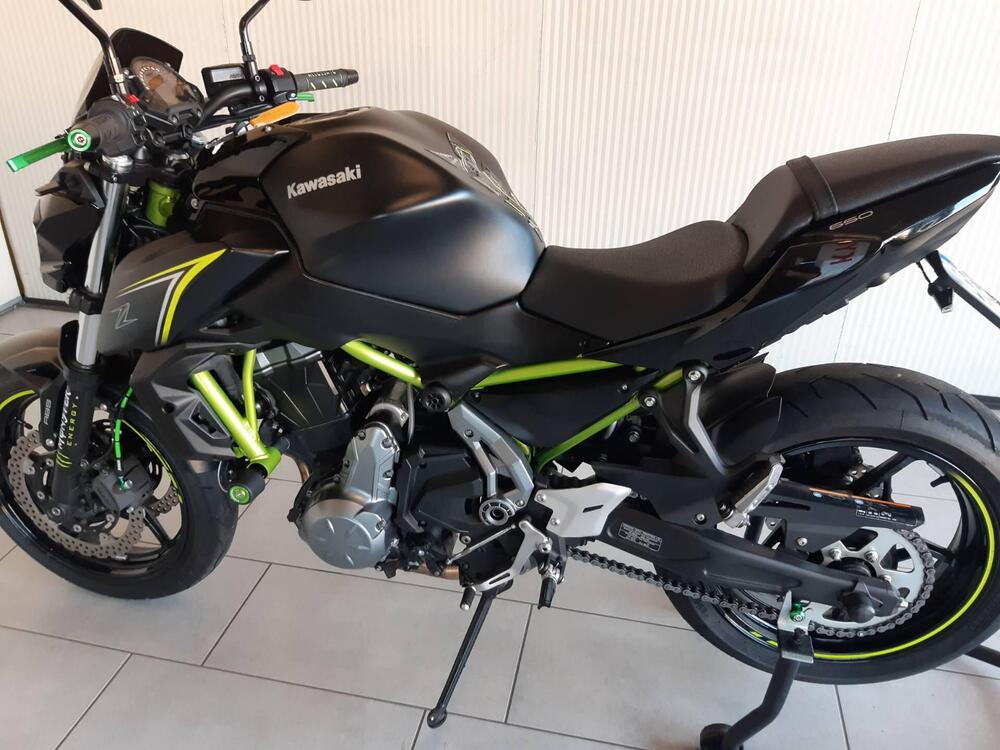 Kawasaki Z 650 (2017 - 19) (4)