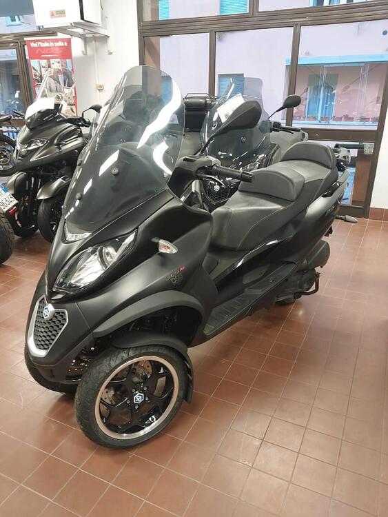 Piaggio Mp3 300 ie Sport LT ABS (2014 - 16) (2)