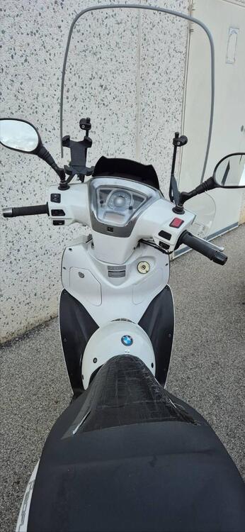 Kymco People 300i GT ABS (2016 - 20) (4)