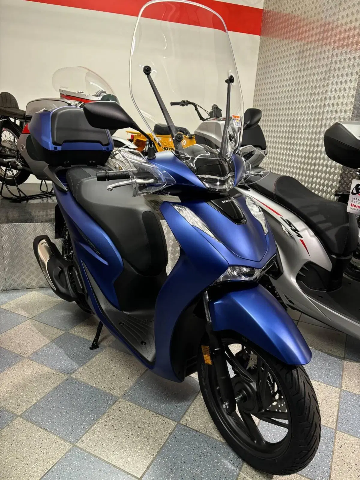 Honda SH 150i (2020 - 23) (6)