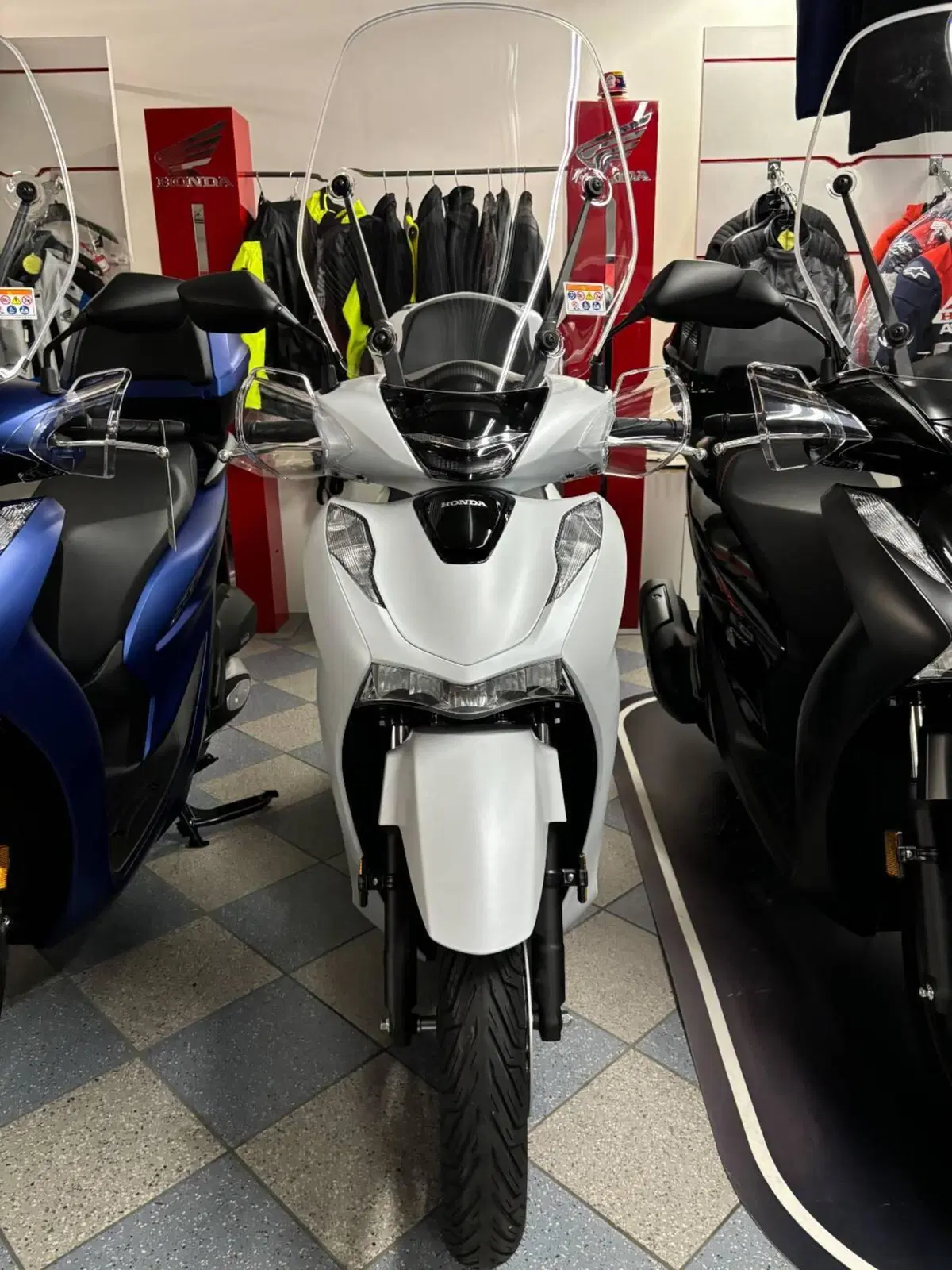 Honda SH 150i (2020 - 23) (3)