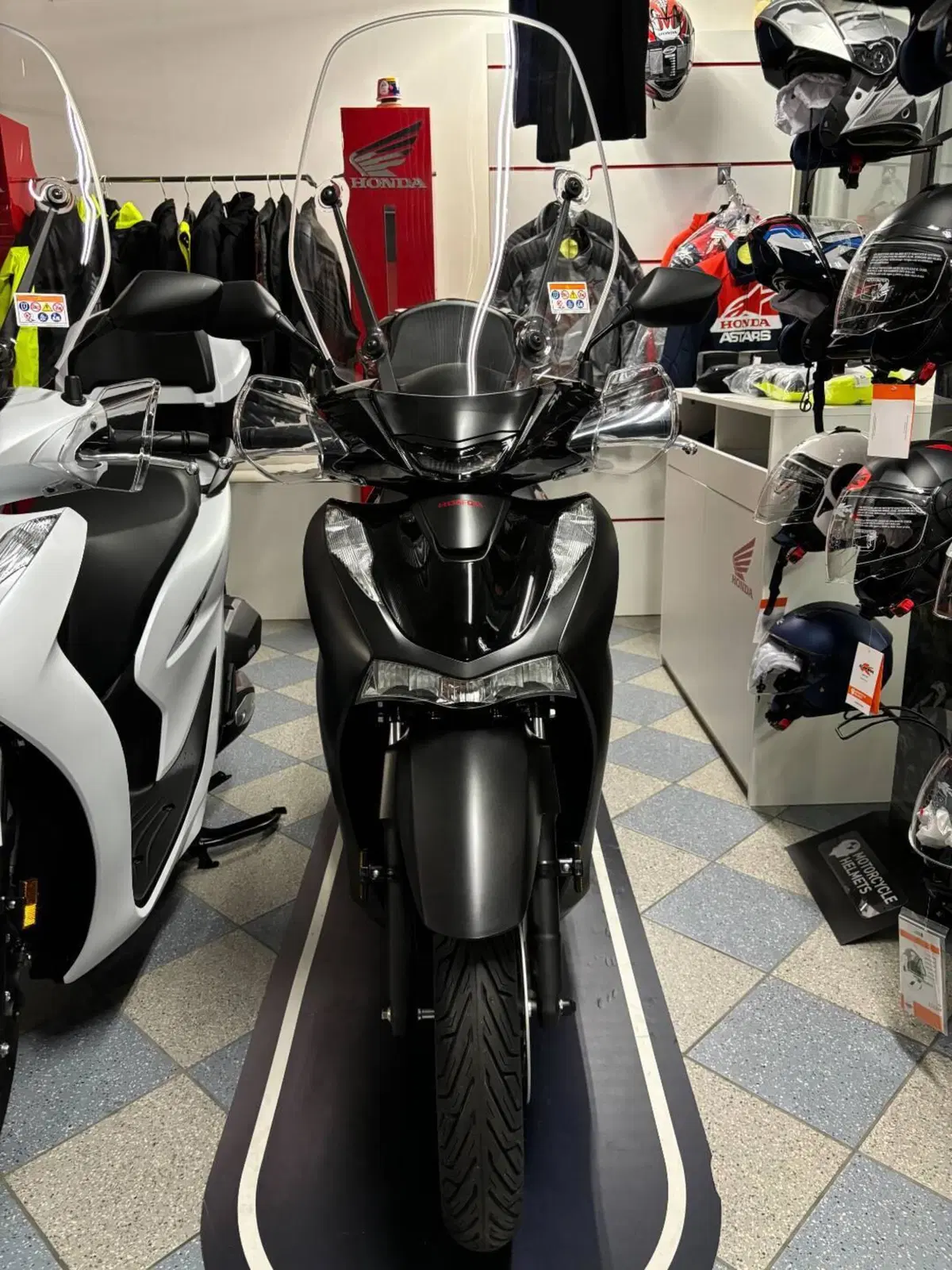 Honda SH 150i (2020 - 23) (5)