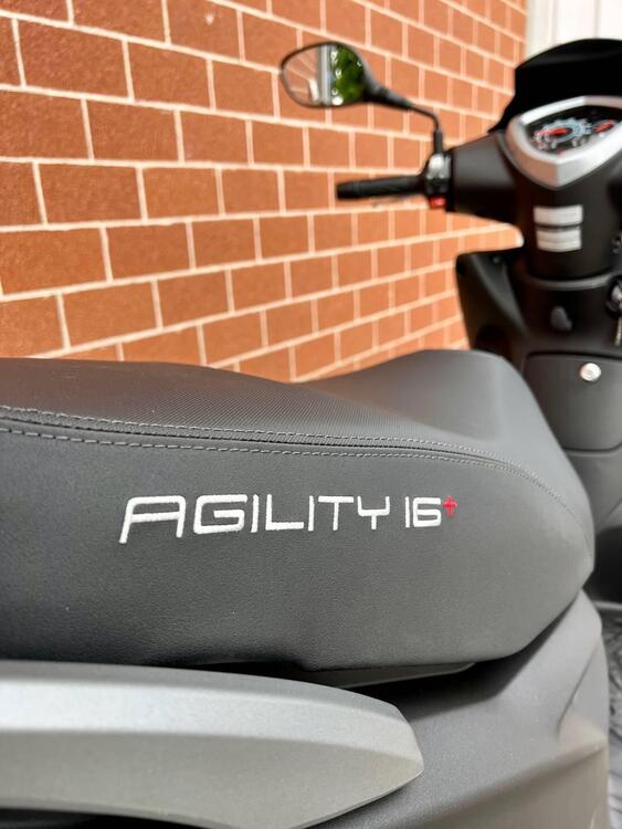 Kymco Agility 125 R16 + (2021 - 24) (4)