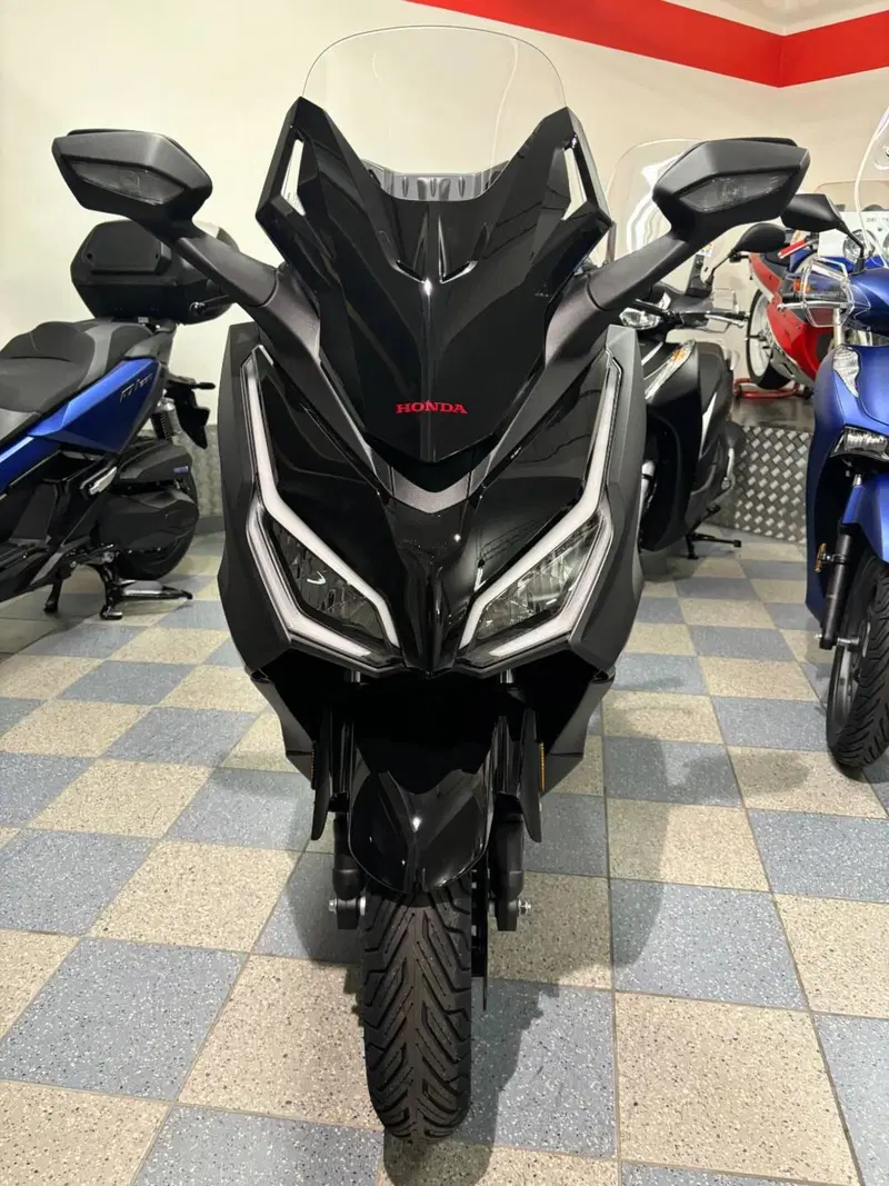 Honda Forza 350 Deluxe (2025 - 26) (2)