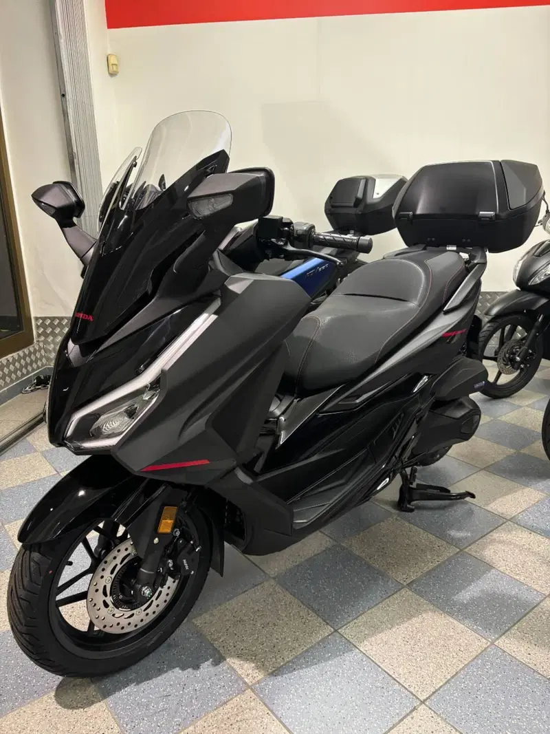Honda Forza 350 Deluxe (2025 - 26) (3)