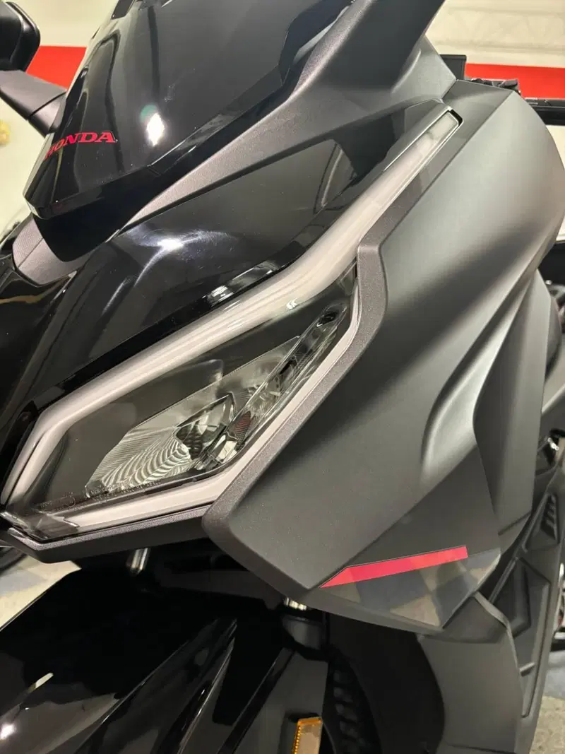 Honda Forza 350 Deluxe (2025 - 26) (4)