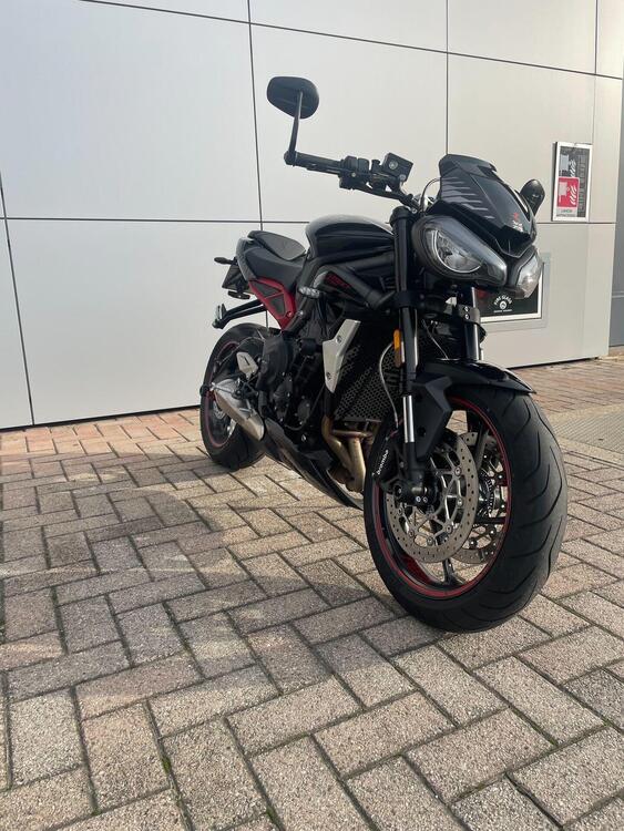 Triumph Street Triple R (2020 - 23) (3)