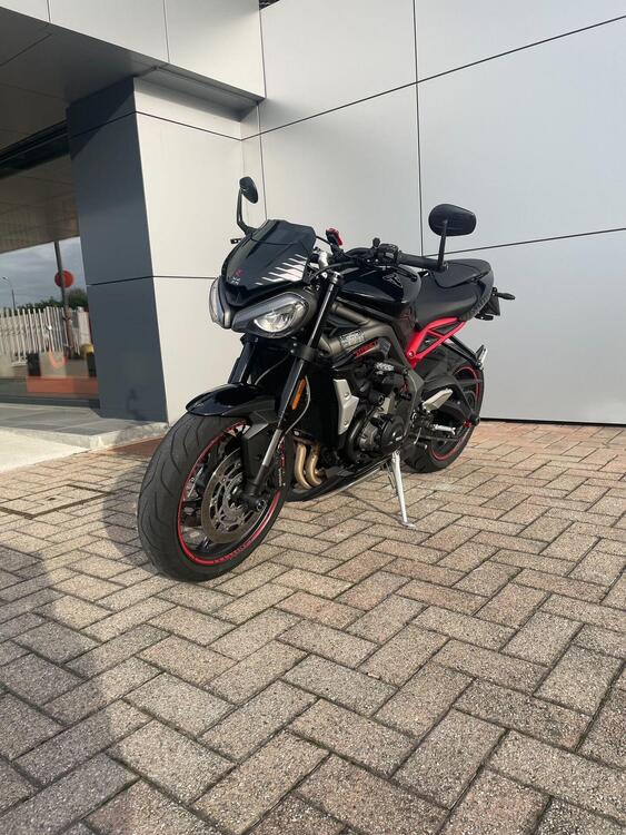 Triumph Street Triple R (2020 - 23) (4)