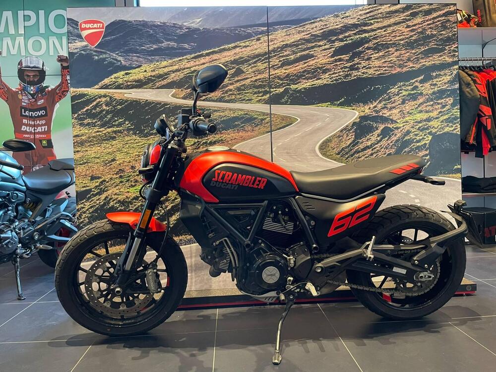 Ducati Scrambler 800 Full Throttle (2023 - 24) (2)