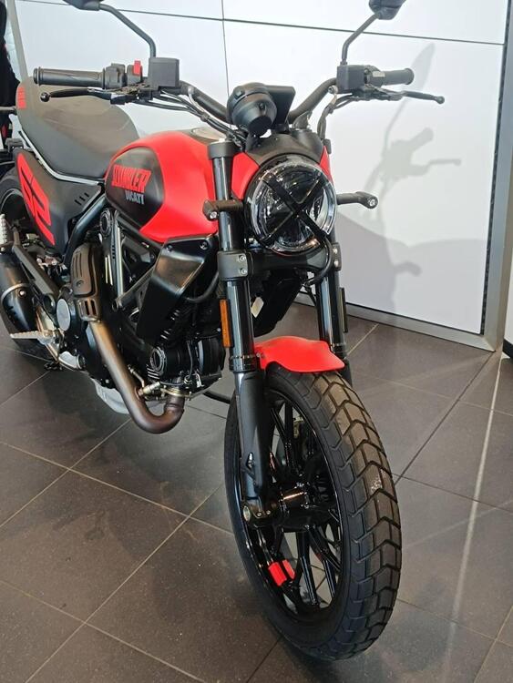 Ducati Scrambler 800 Full Throttle (2023 - 24) (2)