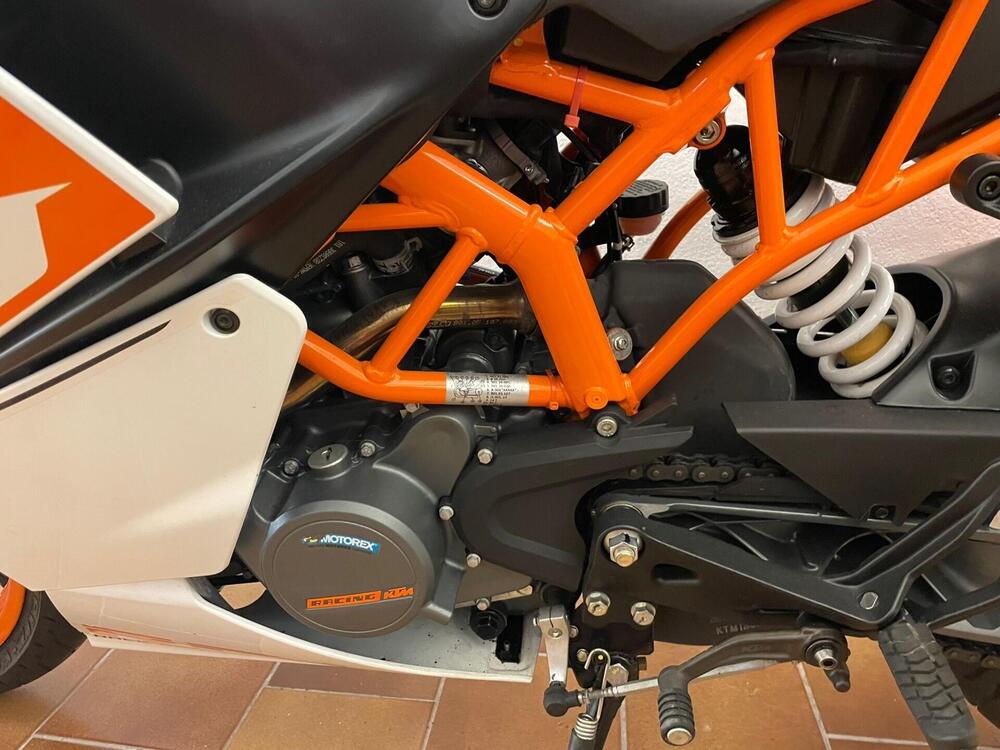 KTM RC 125 ABS (2015 - 16) (4)