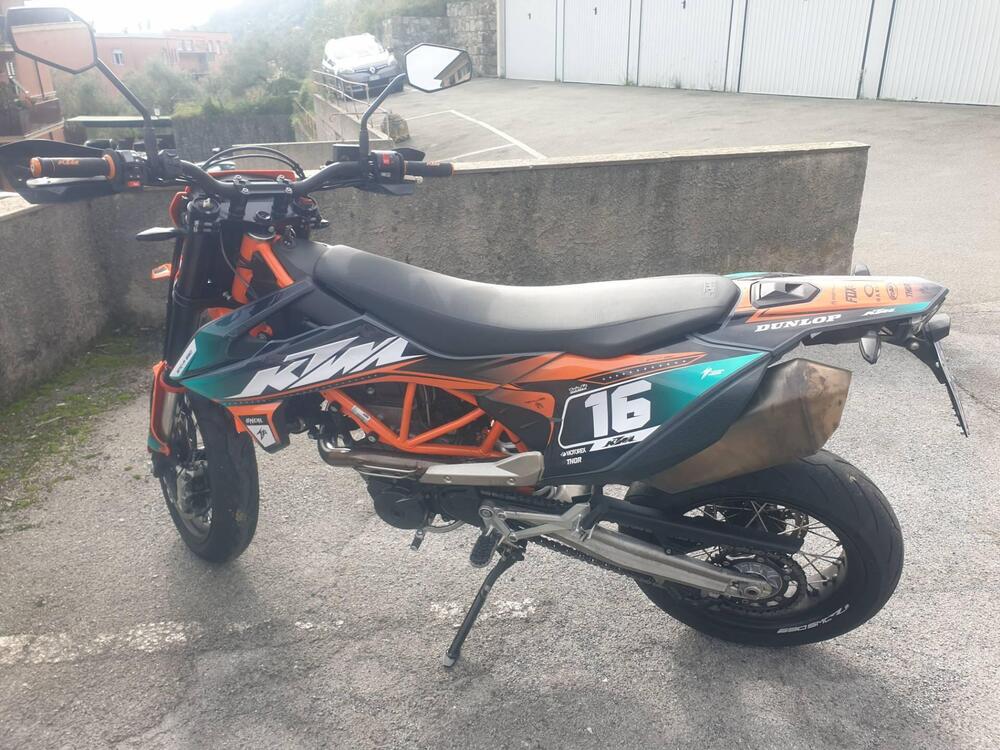 KTM 690 SMC R (2021-22) (2)