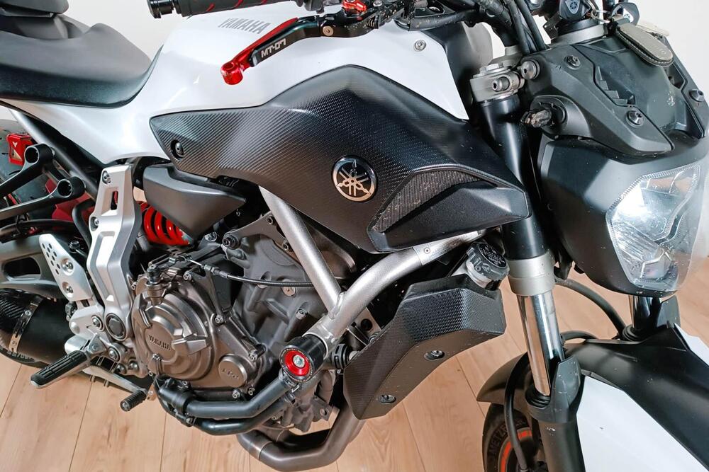 Yamaha MT-07 (2014 - 16) (5)