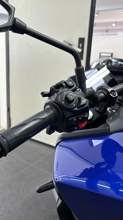 Yamaha MT-09 Y-AMT (2024 - 25) (3)