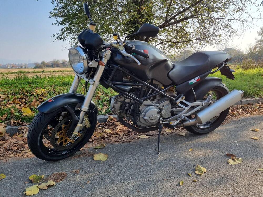 Ducati Monster 600 Dark (1998 - 01)