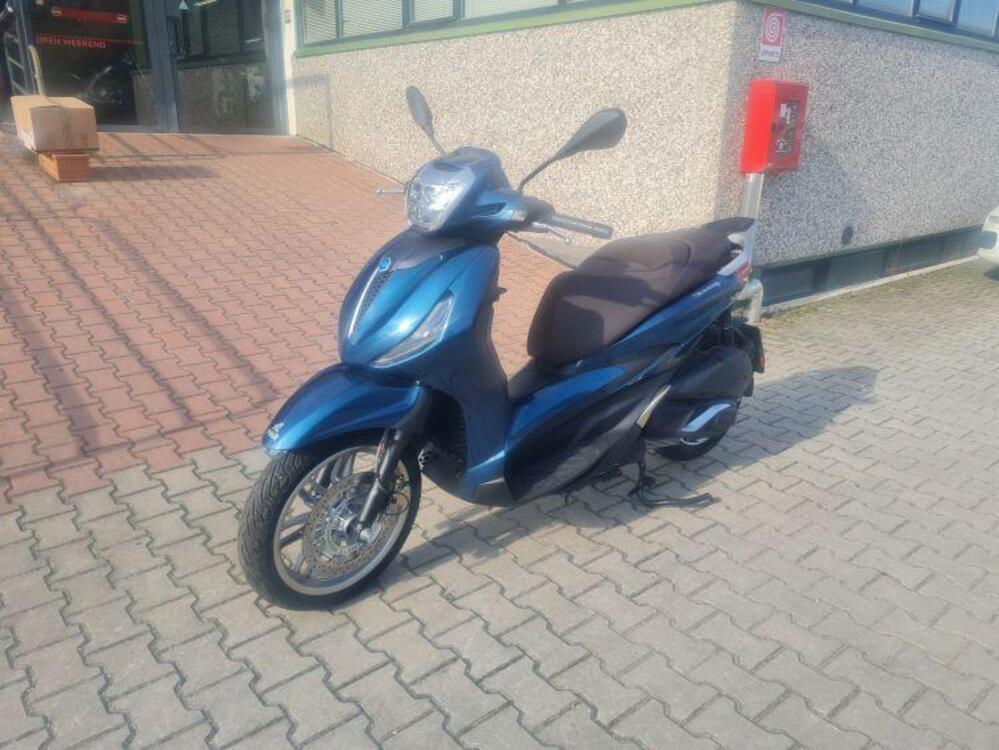 Piaggio Beverly 300 ABS-ASR (2021 - 24)