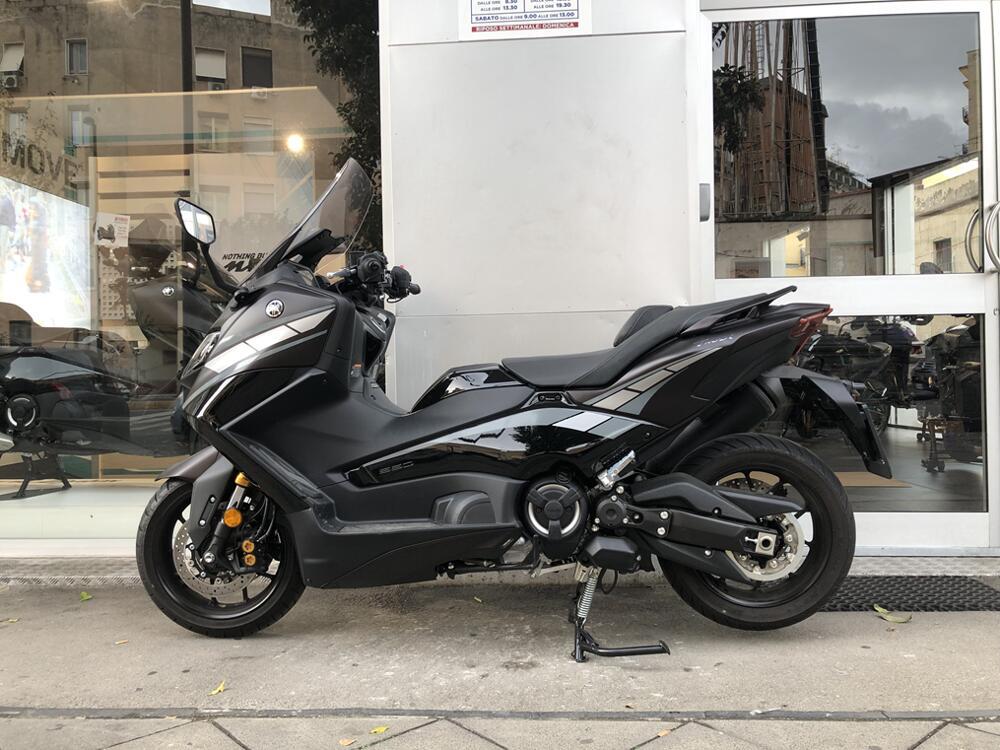 Yamaha T-Max 560 Tech Max (2022 - 24) (3)